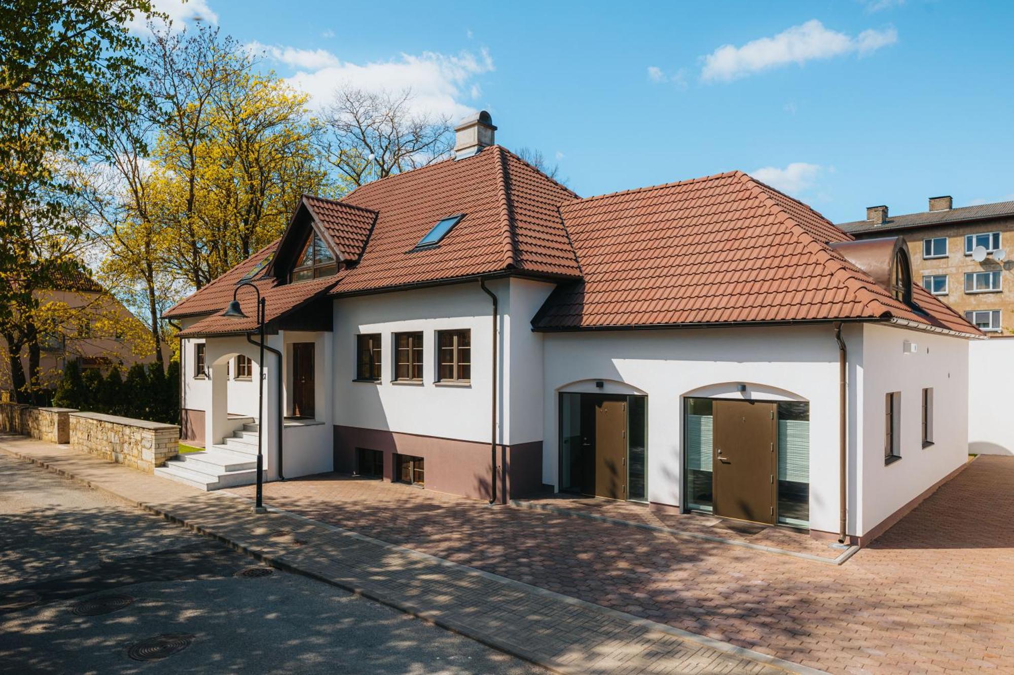 Komandandi Apartments Kuressaare Exterior photo